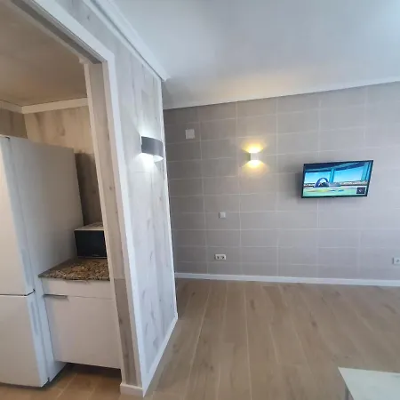 Apartamento Familiar / Piscina / Zona Tranquila Lejlighed