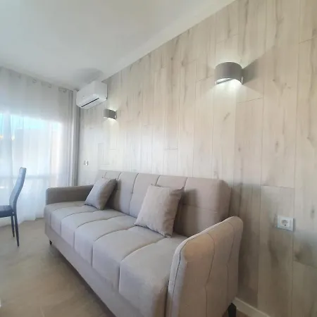 Lejlighed Apartamento Familiar / Piscina / Zona Tranquila *