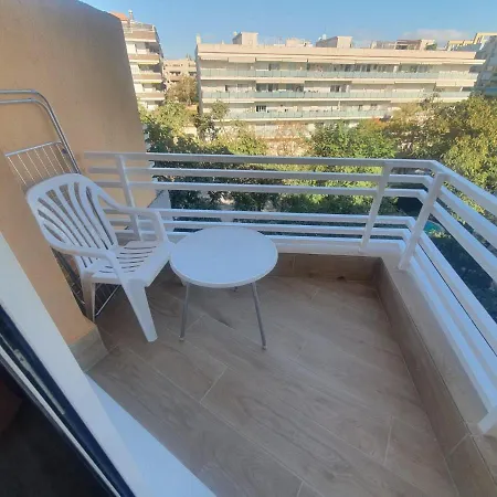 Apartamento Familiar / Piscina / Zona Tranquila *